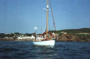 Sunseeker Chapter 9 - Sunseeker of Hamble anchored in Waterford Harbour